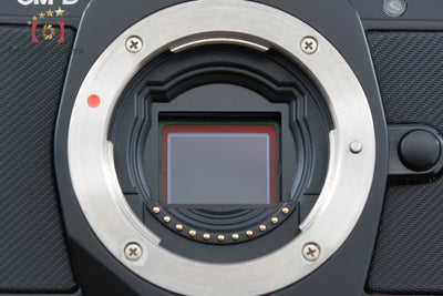【中古】OLYMPUS オリンパス OM-D E-M5 ブラック ミラーレス一眼カメラ