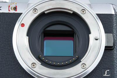 【中古】Panasonic パナソニック LUMIX DMC-GF7 ダブルズームレンズキット シルバー