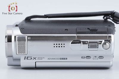 【中古】Panasonic パナソニック HDC-TM30 プラチナシルバー フルハイビジョンビデオカメラ