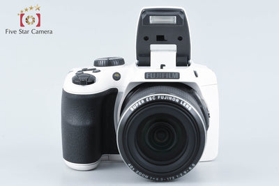 【中古】FUJIFILM 富士フイルム FinePix S8200 ホワイト コンパクトデジタルカメラ