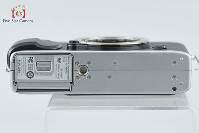 【中古】FUJIFILM 富士フイルム X-E2 シルバー ミラーレス一眼カメラ
