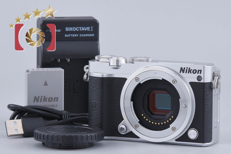 【中古】Nikon ニコン 1 J5 シルバー ミラーレス一眼カメラ シャッター回数僅少