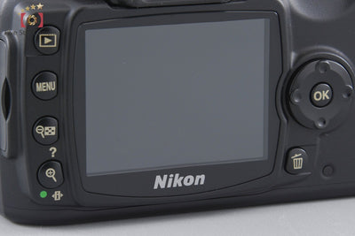 【中古】Nikon ニコン D40 + AF-S DX NIKKOR 18-55mm f/3.5-5.6 G VR シャッター回数僅少