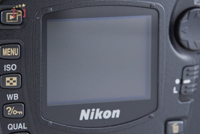 [Used] Nikon D70 + AF-S DX NIKKOR 18-55mm f/3.5-5.6 G VR Low Shutter Count