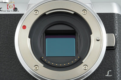 [Used] Panasonic LUMIX DMC-GF7W Double Zoom Lens Kit Silver, Low Shutter Count, With Original Box
