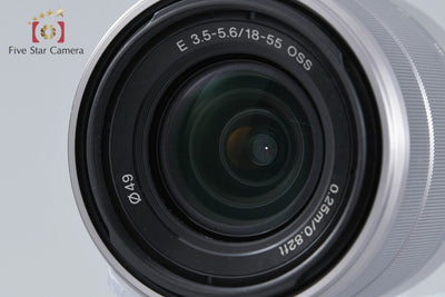 Used: SONY α NEX-5 Gold + E 18-55mm f/3.5-5.6 OSS SEL1855 Silver