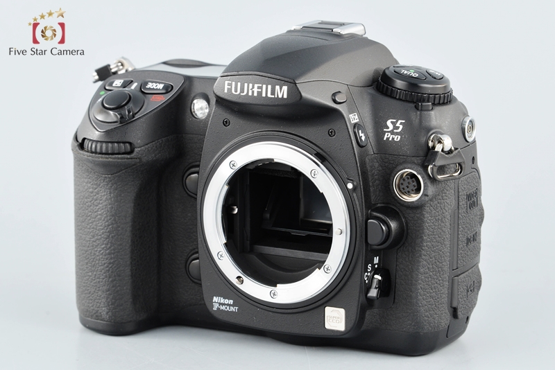 【中古】FUJIFILM 富士フイルム FINEPIX S5 Pro + MB-D200 バッテリーパック |  中古カメラ・フィルムカメラを中心に取り揃えるファイブスターカメラ