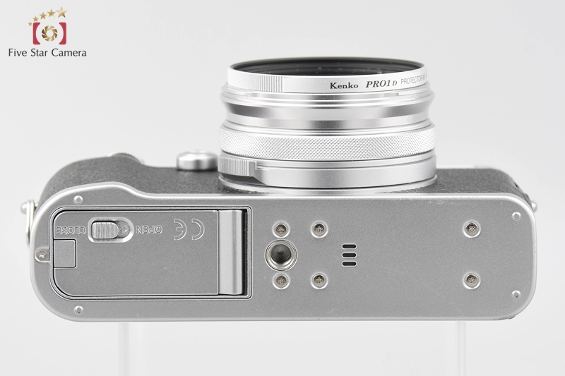 最新な FUJIFILM X100F 元箱つき シルバー デジタルカメラ - mahaayush.in