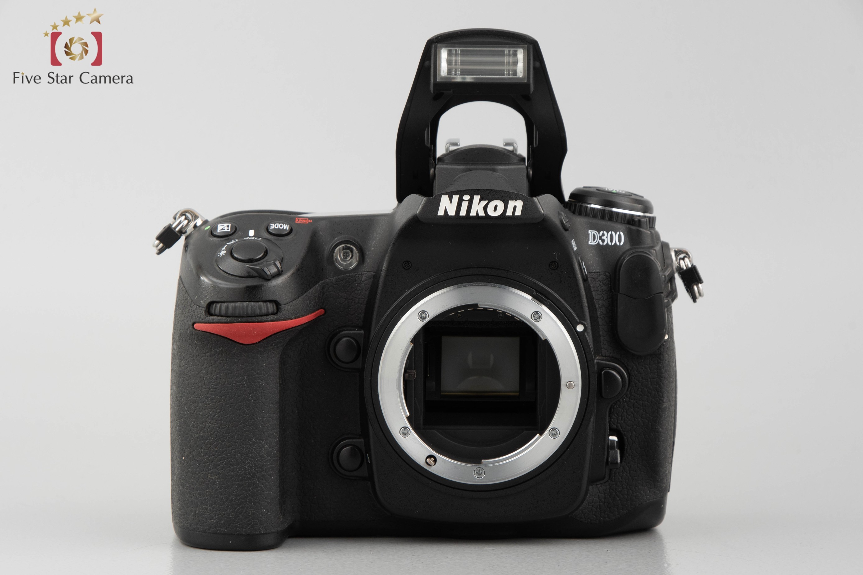 【中古】Nikon ニコン D300 デジタル一眼レフカメラ | 中古カメラ・フィルムカメラを中心に取り揃えるファイブスターカメラ