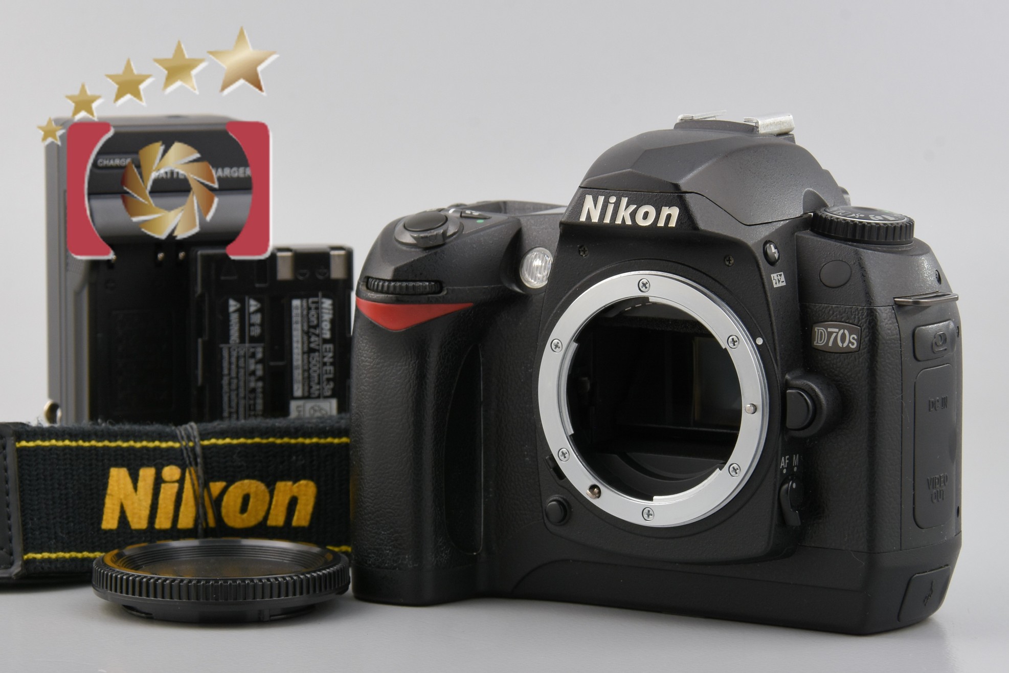 Nikon d70s デジタルカメラ 一眼レフ ボディ - デジタルカメラ