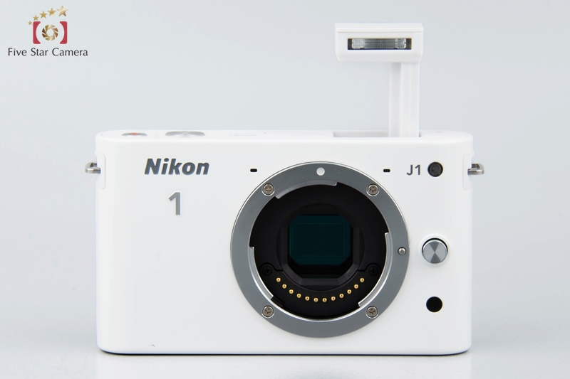 中古】Nikon ニコン 1 J1 ダブルズームキット ホワイト シャッター回数