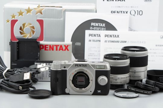 【中古】PENTAX ペンタックス Q10 ダブルズームレンズキット シルバー 元箱付き |  中古カメラ・フィルムカメラを中心に取り揃えるファイブスターカメラ