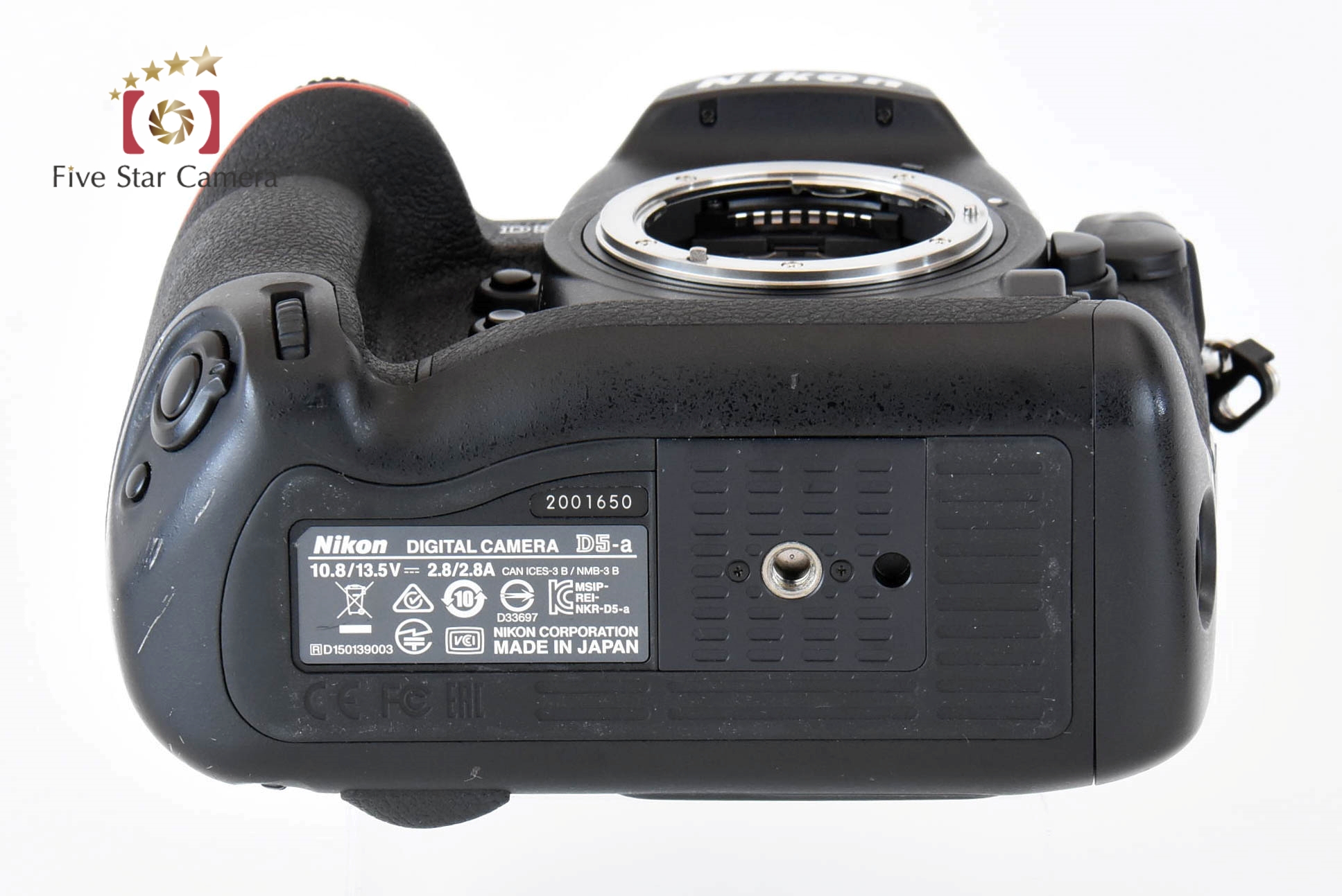 中古】Nikon ニコン D5 XQD-Type デジタル一眼レフカメラ 元箱付き | 中古カメラ・フィルムカメラを中心に取り揃えるファイブスターカメラ