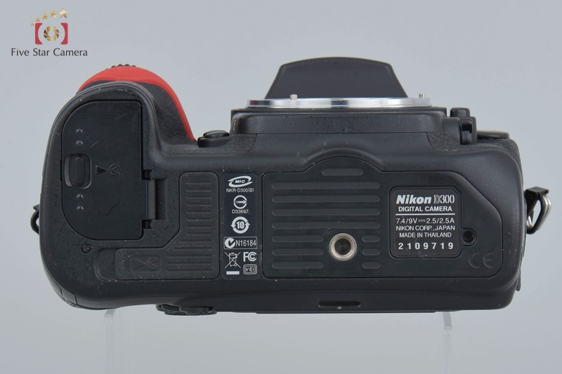 中古】Nikon ニコン D300 デジタル一眼レフカメラ 元箱付き 中古】Nikon ニコン D300 デジタル一眼レフカメラ 元箱付き