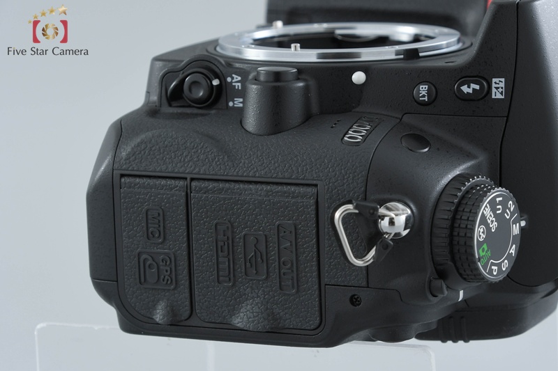 Nikon - Nikon D7000   ショット数2,950なのにちょっと難ありかも 中古】Nikon ニコン D7000 デジタル一眼レフカメラ シャッター