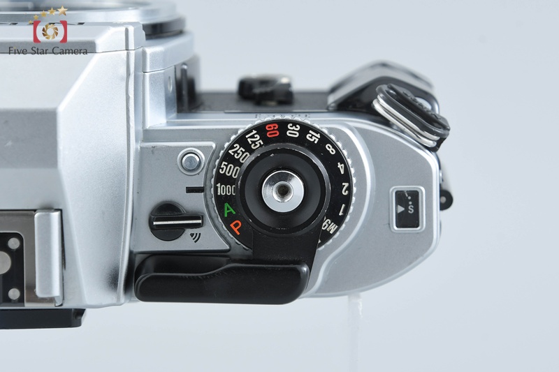 美品 NIKON FG シルバー　フィルムカメラ　モルト新品交換済 B822 美品 NIKON FG シルバー フィルムカメラ モルト新品交換済 B822