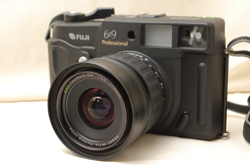 FUJI】GSW690III カメラ フィルムカメラ 富士フイルム-