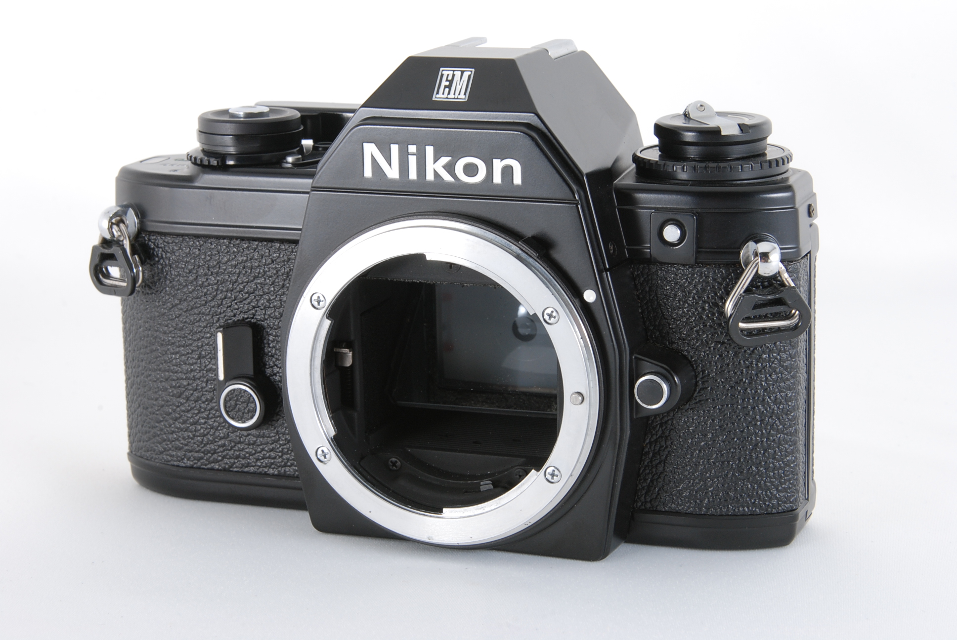 フィルムカメラ出品一覧【動作確認済】 Nikon EM d0805-9x p